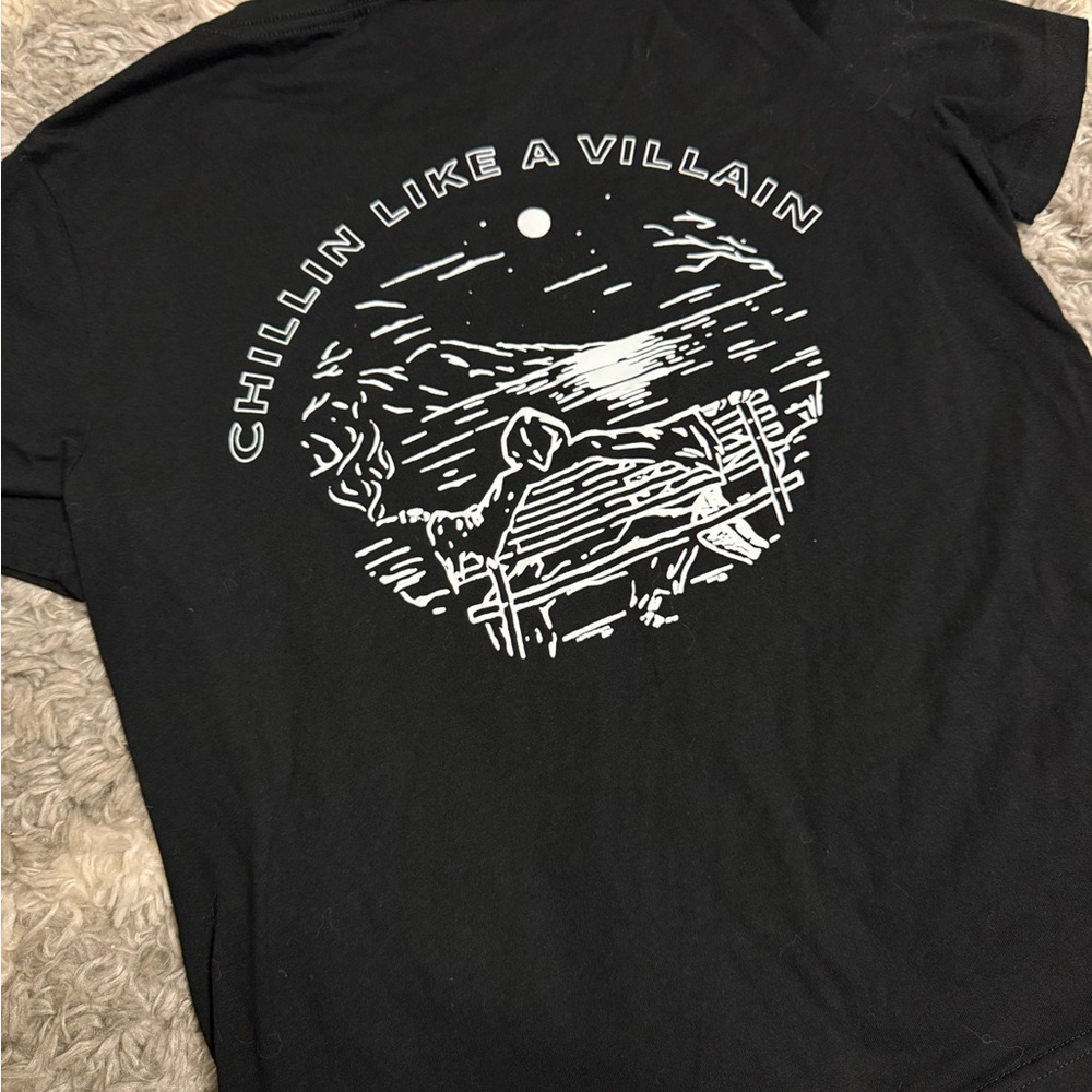 Black Graphic Tee - Chillin Like a Villain